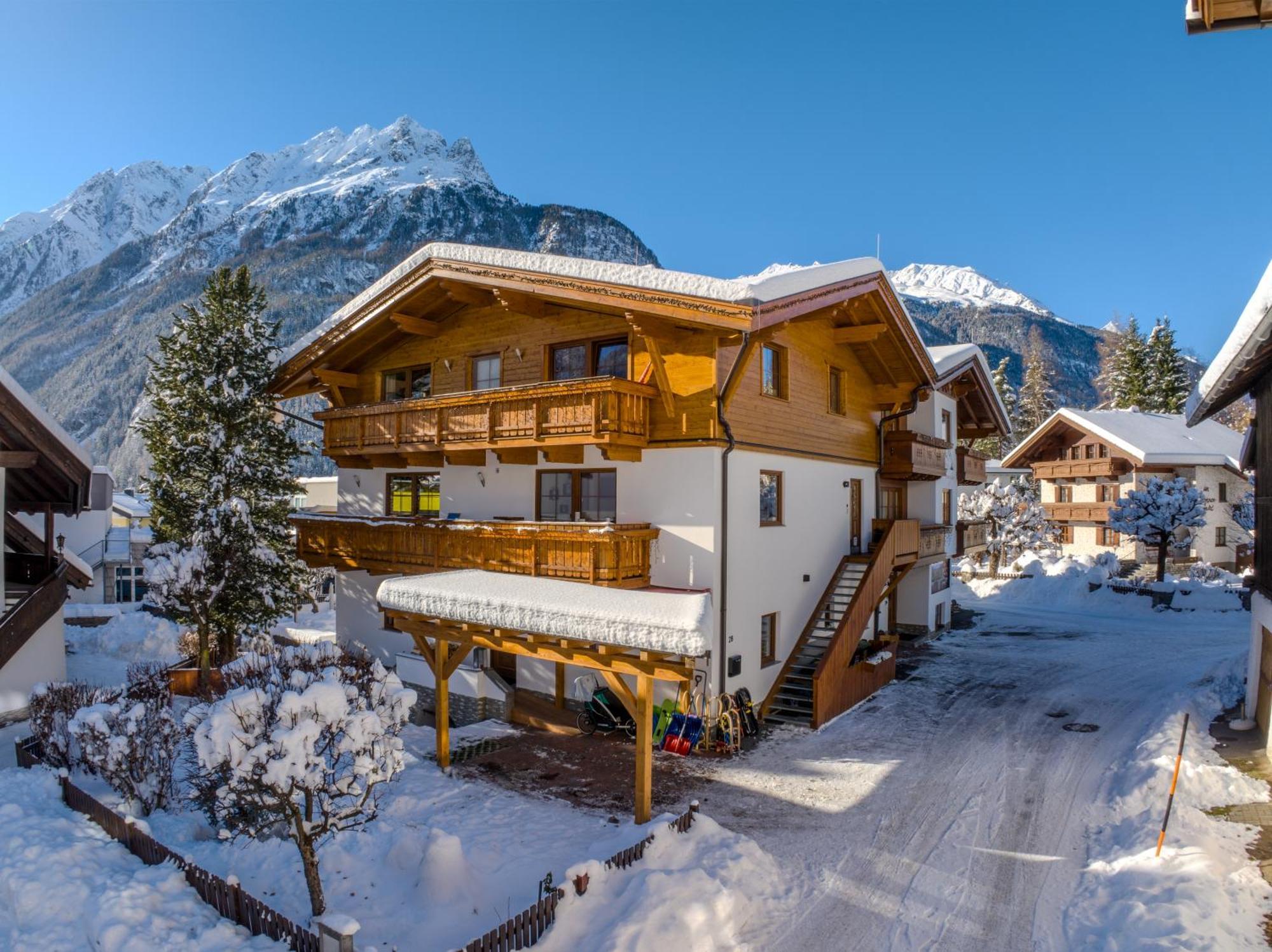 Bed and Breakfast Landhaus Franzelin Лангенфельд Экстерьер фото